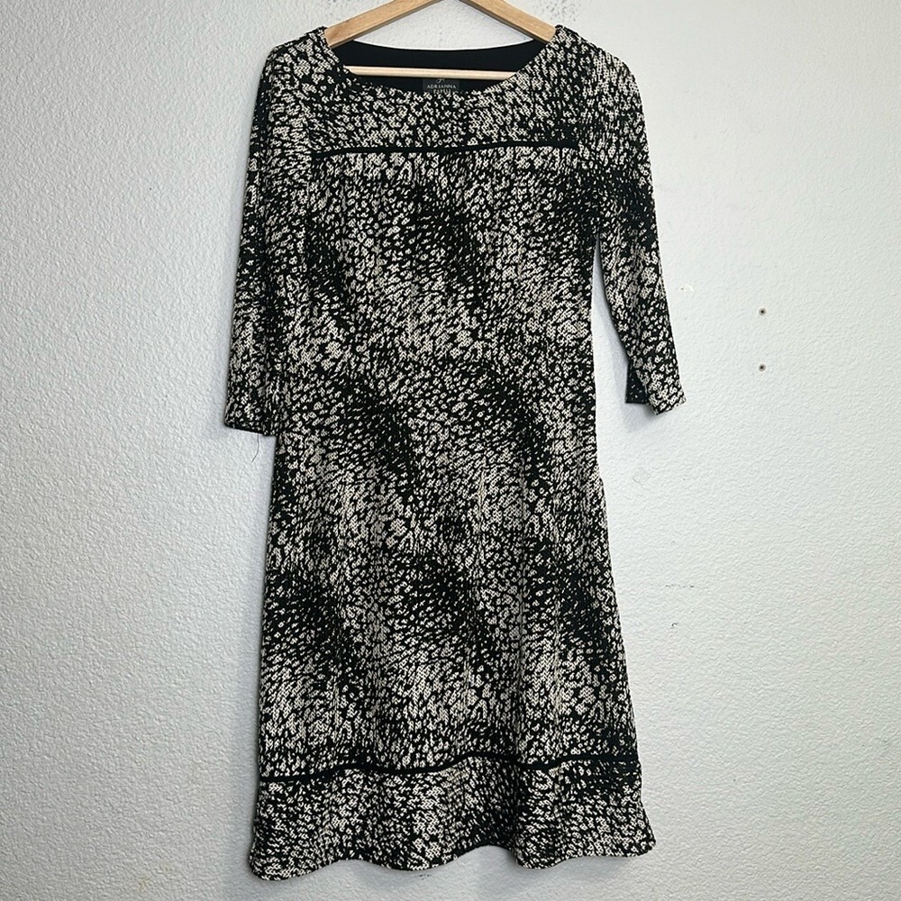 Adrianna Papell‎ Women's Size 8 Black Tan Textured Knit Midi Dress 3/4 Sleeve